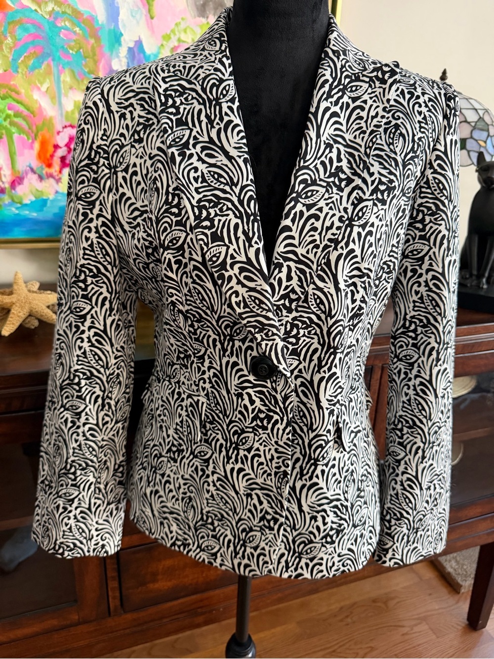 Tahari Arthur s Levine black/white abstract cotton stretch blazer ladies size 8